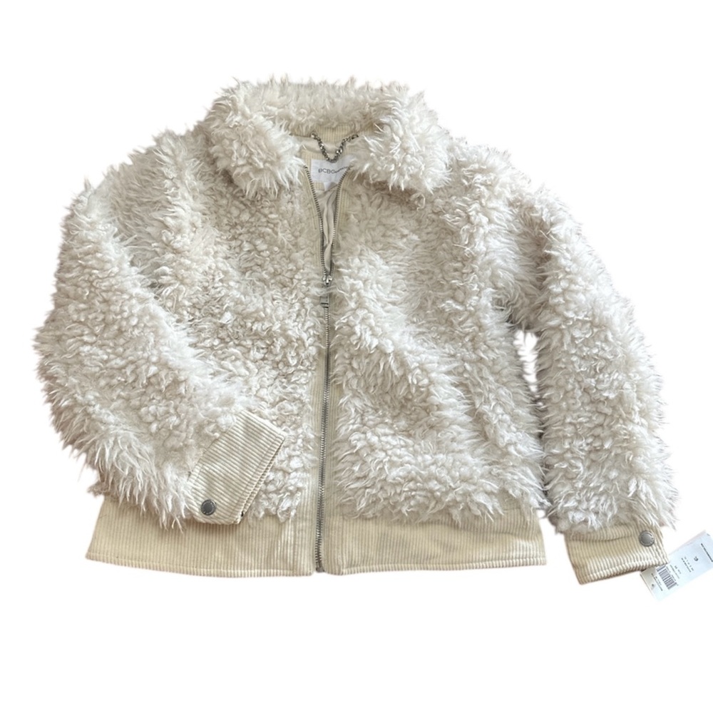 BCBGeneration Zip Front Fuzzy Faux Fur Jacket in Cream Size Medium Fully Lined - Picture 4 of 8